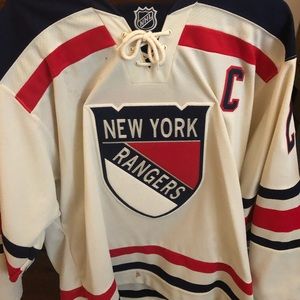 Callahan Winter Classic NY Rangers Jersey - XL.